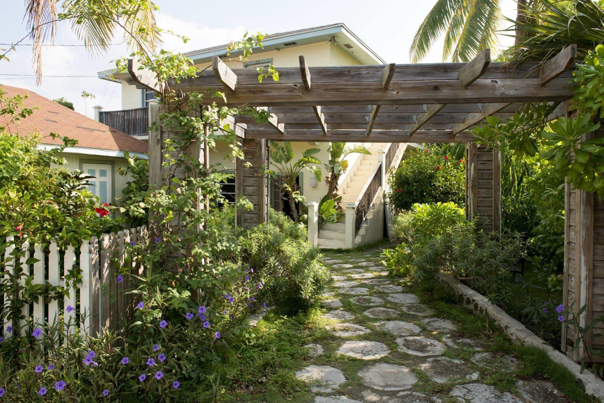 The Sugar Apple Lodging Dunmore Town Εξωτερικό φωτογραφία
