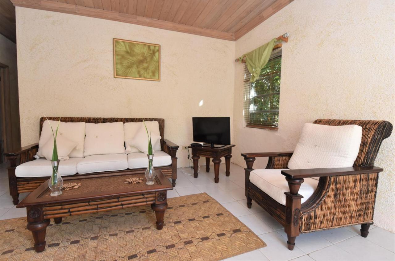 The Sugar Apple Lodging Dunmore Town Εξωτερικό φωτογραφία