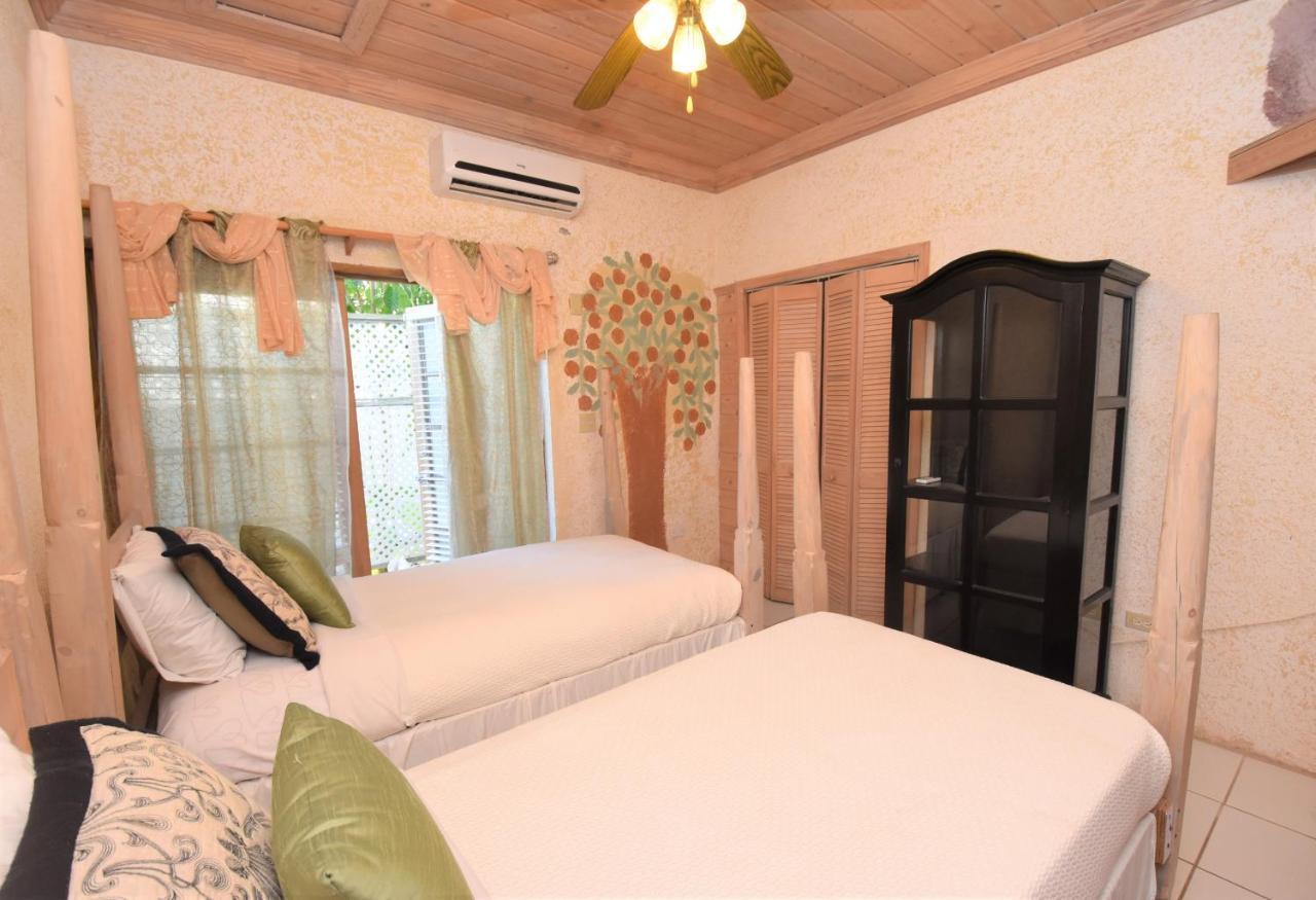 The Sugar Apple Lodging Dunmore Town Εξωτερικό φωτογραφία