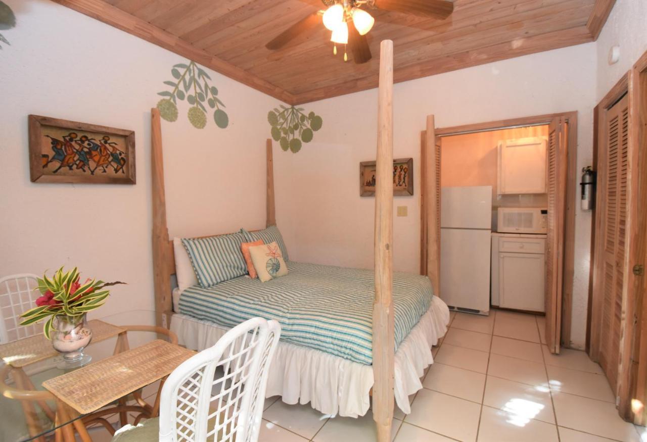 The Sugar Apple Lodging Dunmore Town Εξωτερικό φωτογραφία