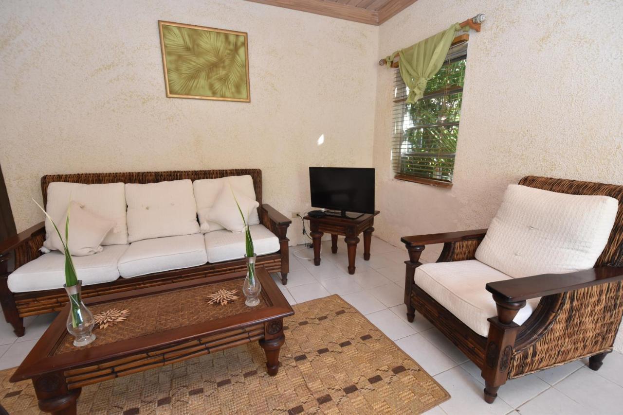 The Sugar Apple Lodging Dunmore Town Εξωτερικό φωτογραφία